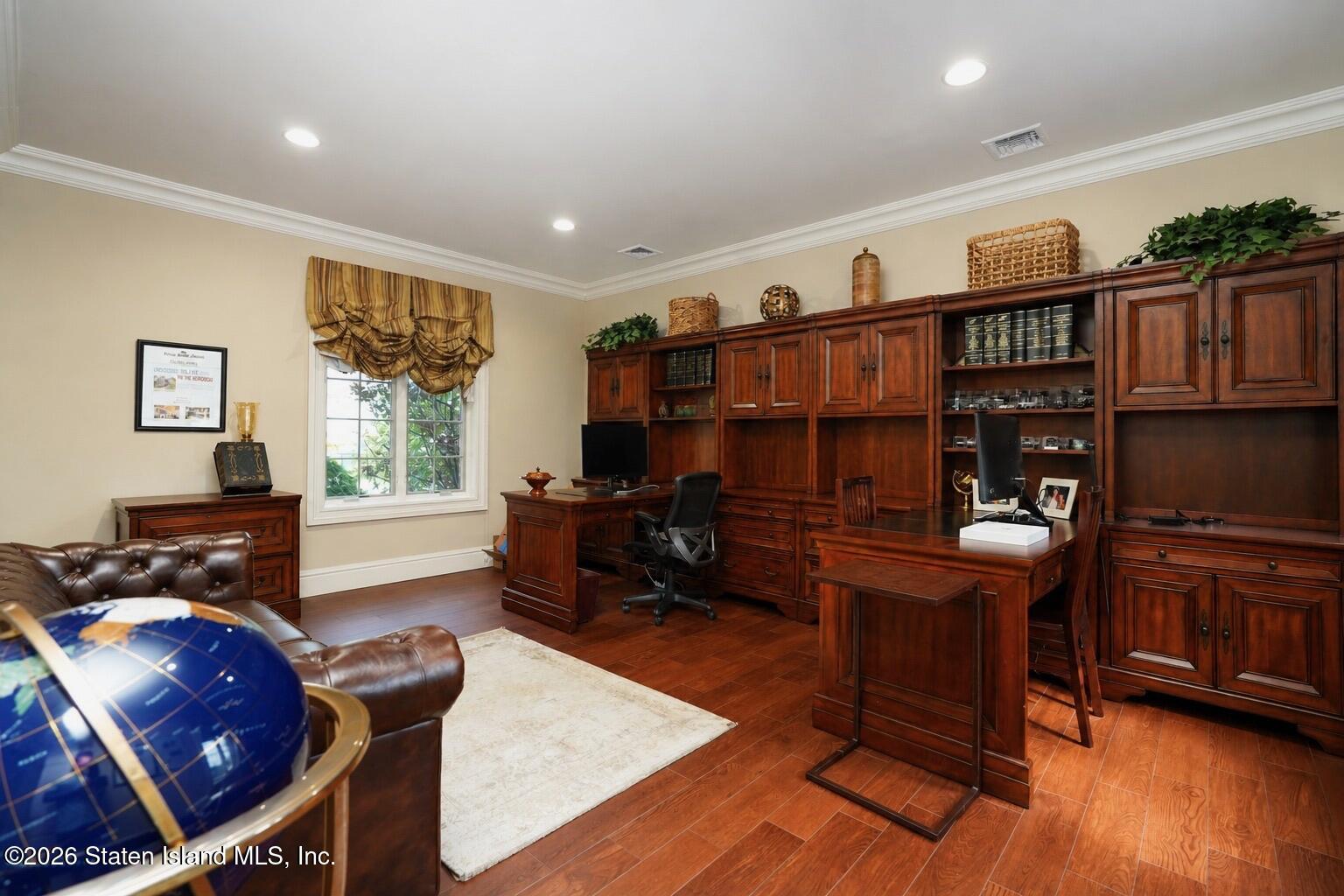 444 Wooddale Avenue Image 4