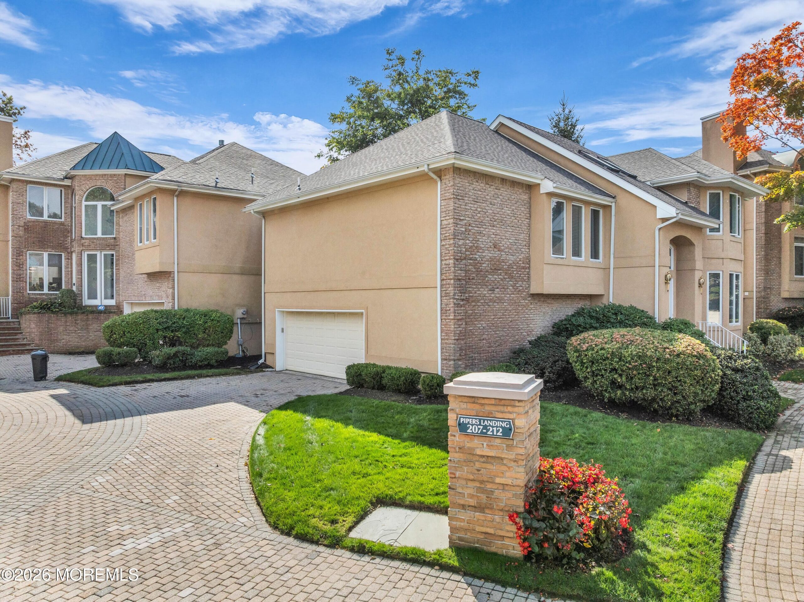 212 Piper\'s Landing Court, Holmdel, NJ, 07733