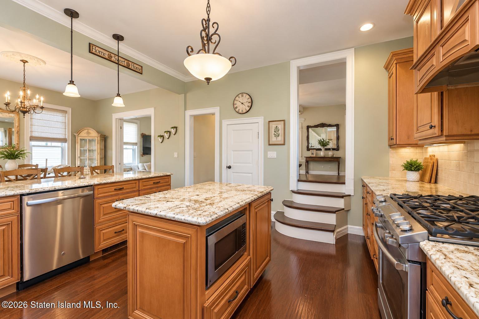 443 Bement Avenue, Staten Island, NY, 10310 image 21