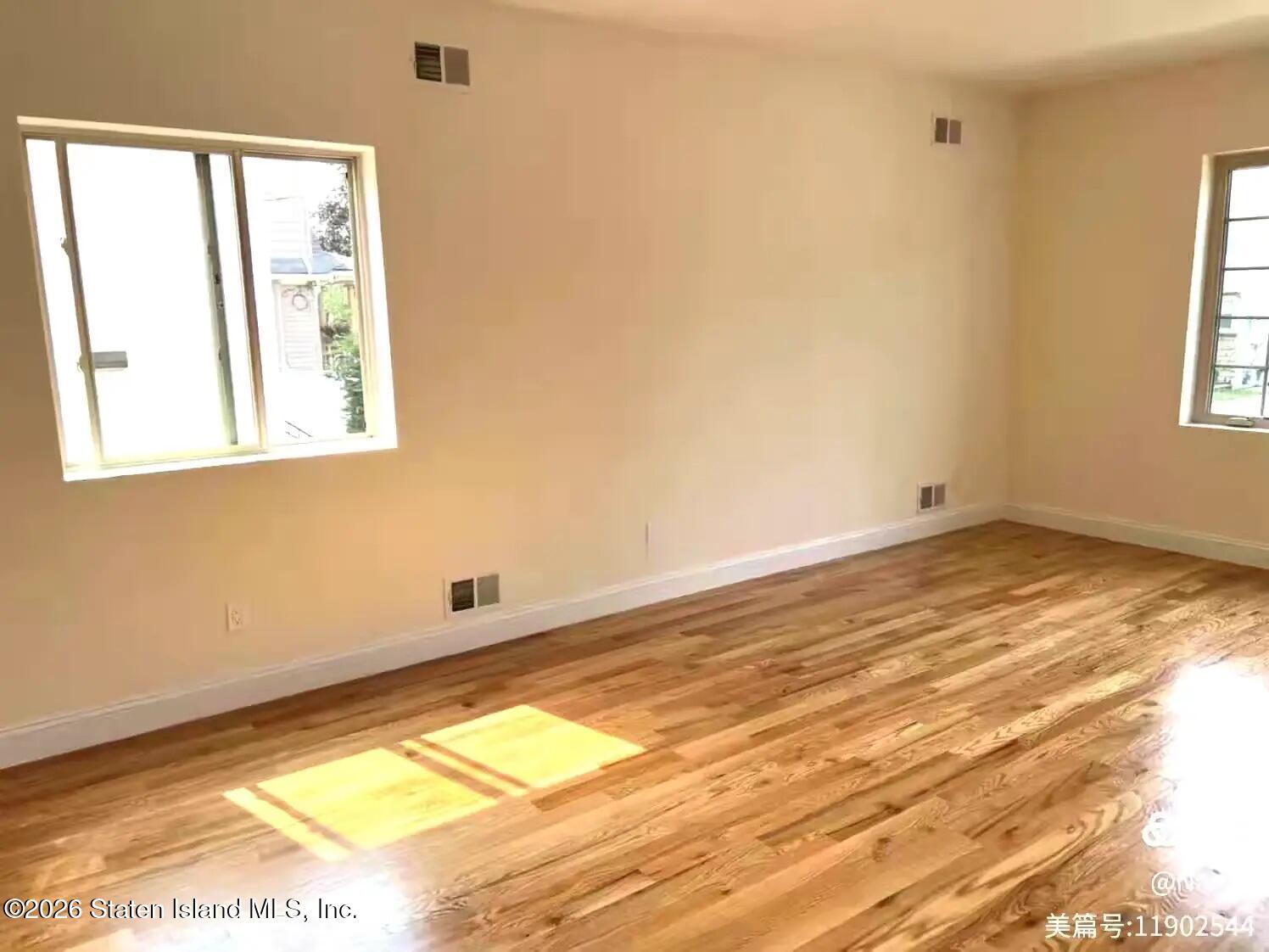 277 Raritan Avenue, Staten Island, NY, 10305
