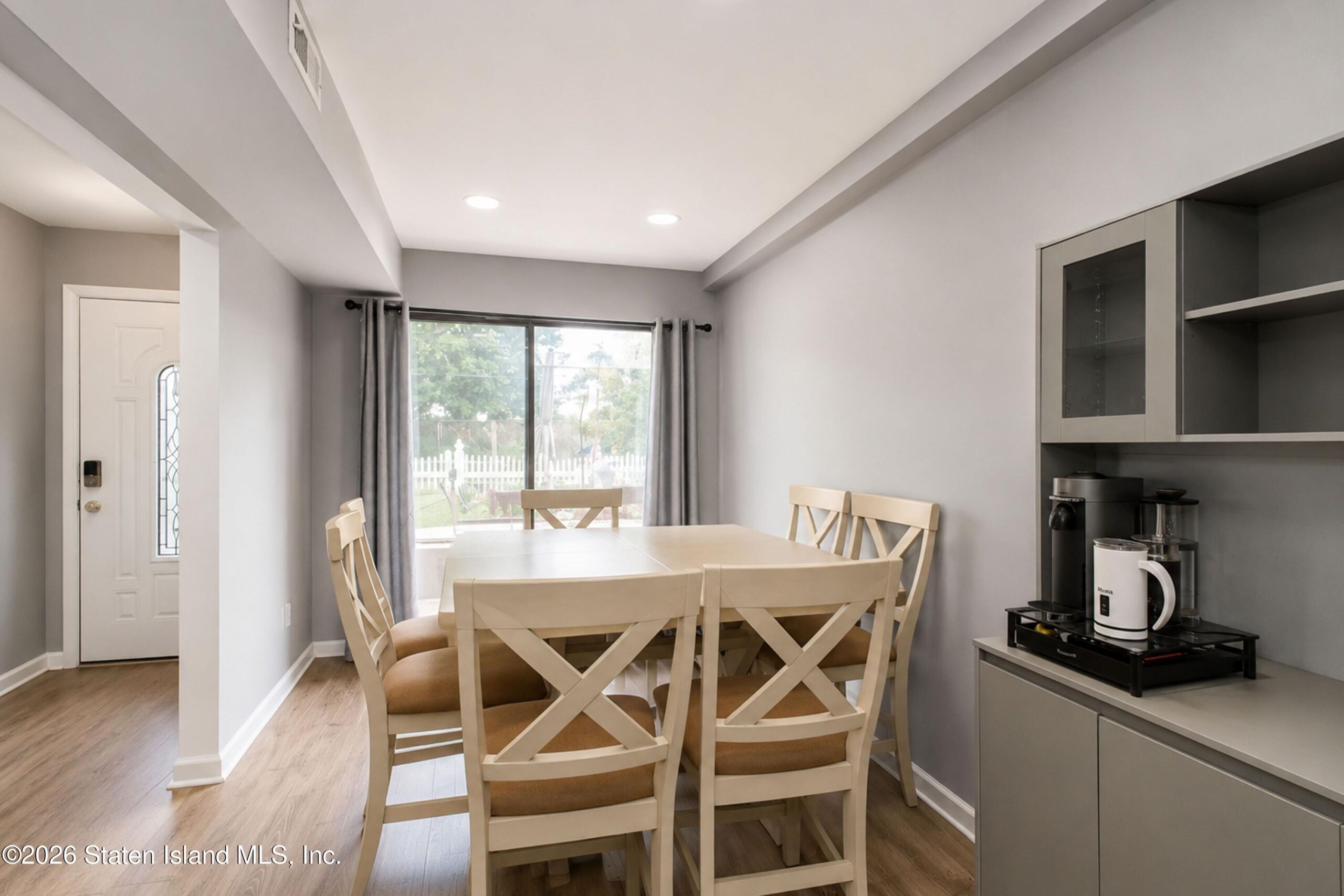 36 Selvin Loop, Staten Island, NY, 10303 image 6