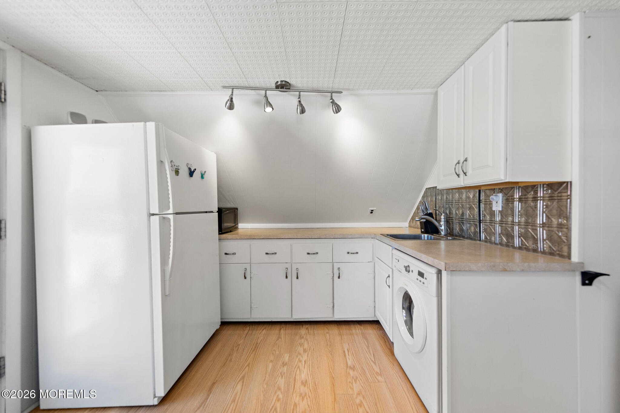 7 E 21st Street, Long Beach, NJ, 08008 image 38