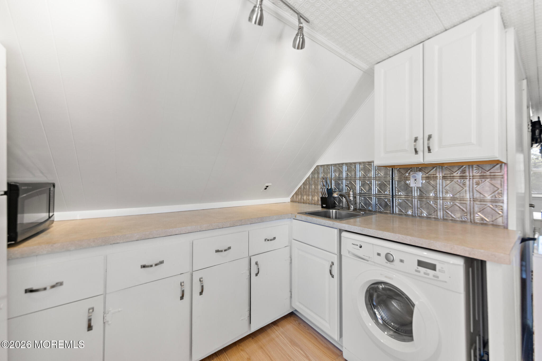 7 E 21st Street, Long Beach, NJ, 08008 image 42