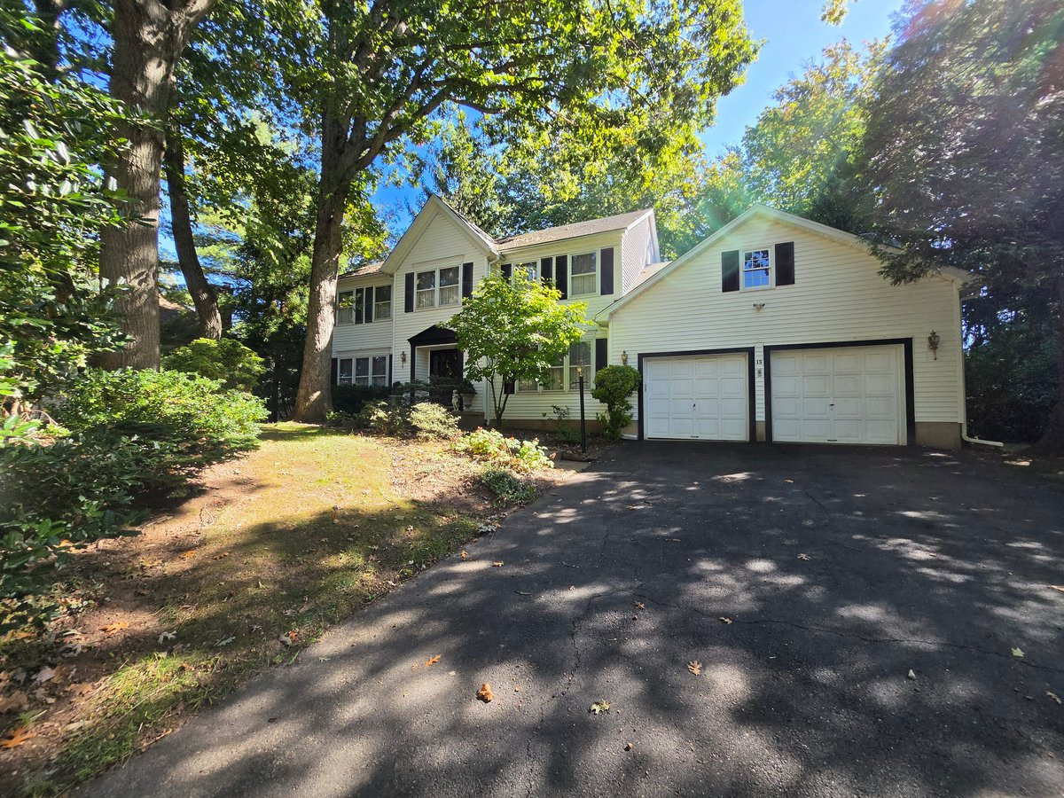 15 Cherokee Road, East Brunswick, NJ, 08816