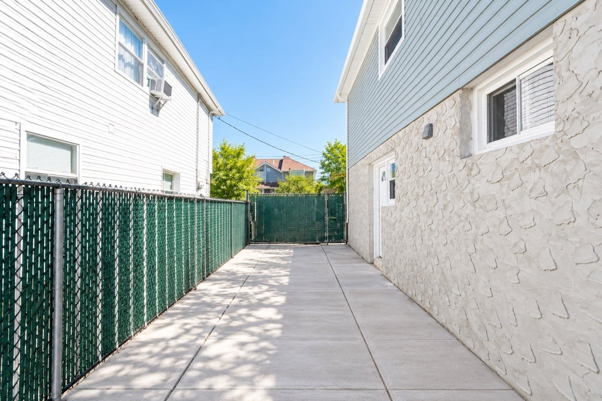 33 Area Place, Staten Island, NY, 10314 image 34