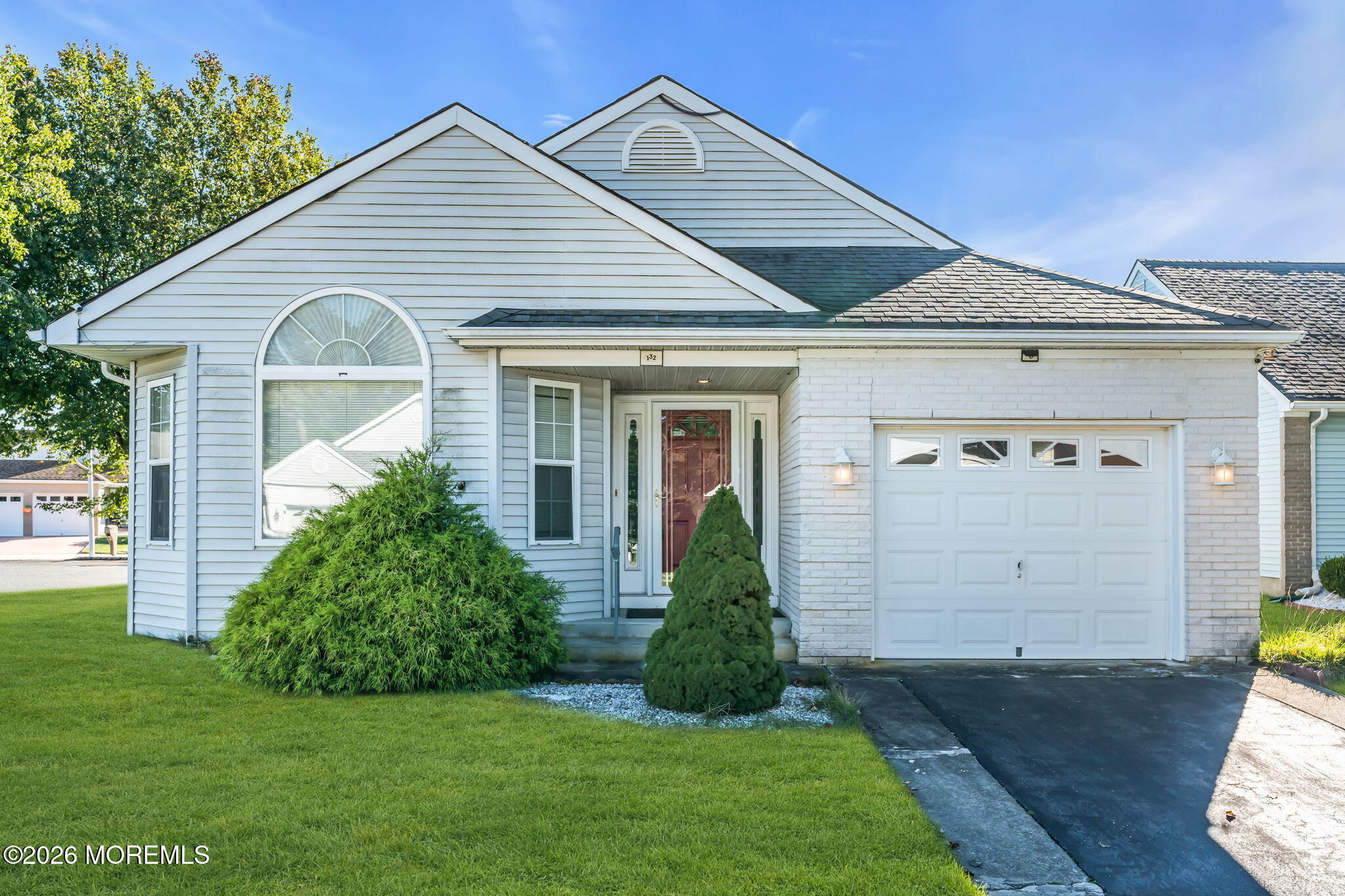 132 Chesterfield Lane, Toms River, NJ, 08757