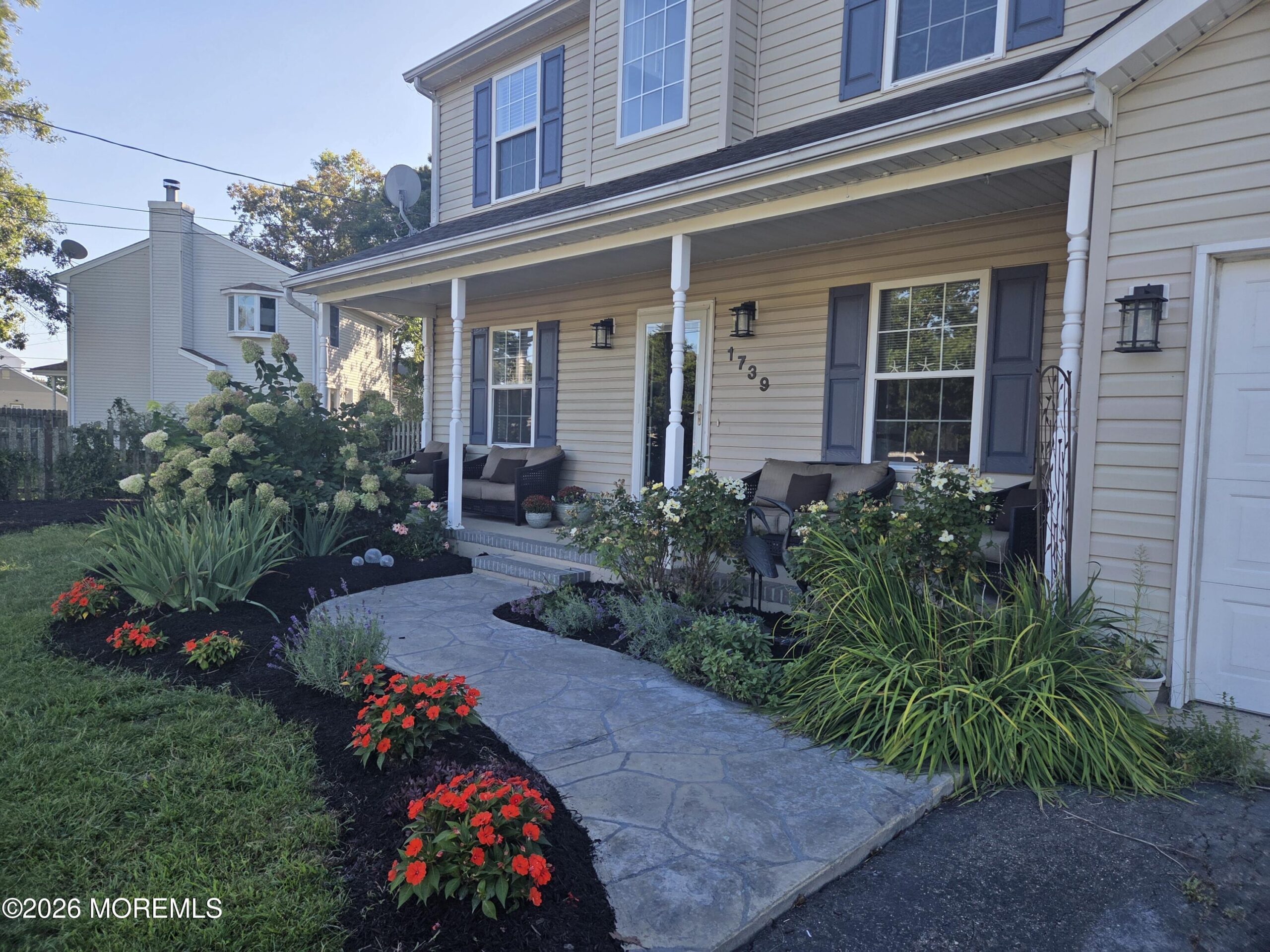 1739 Breakers Drive Image 2