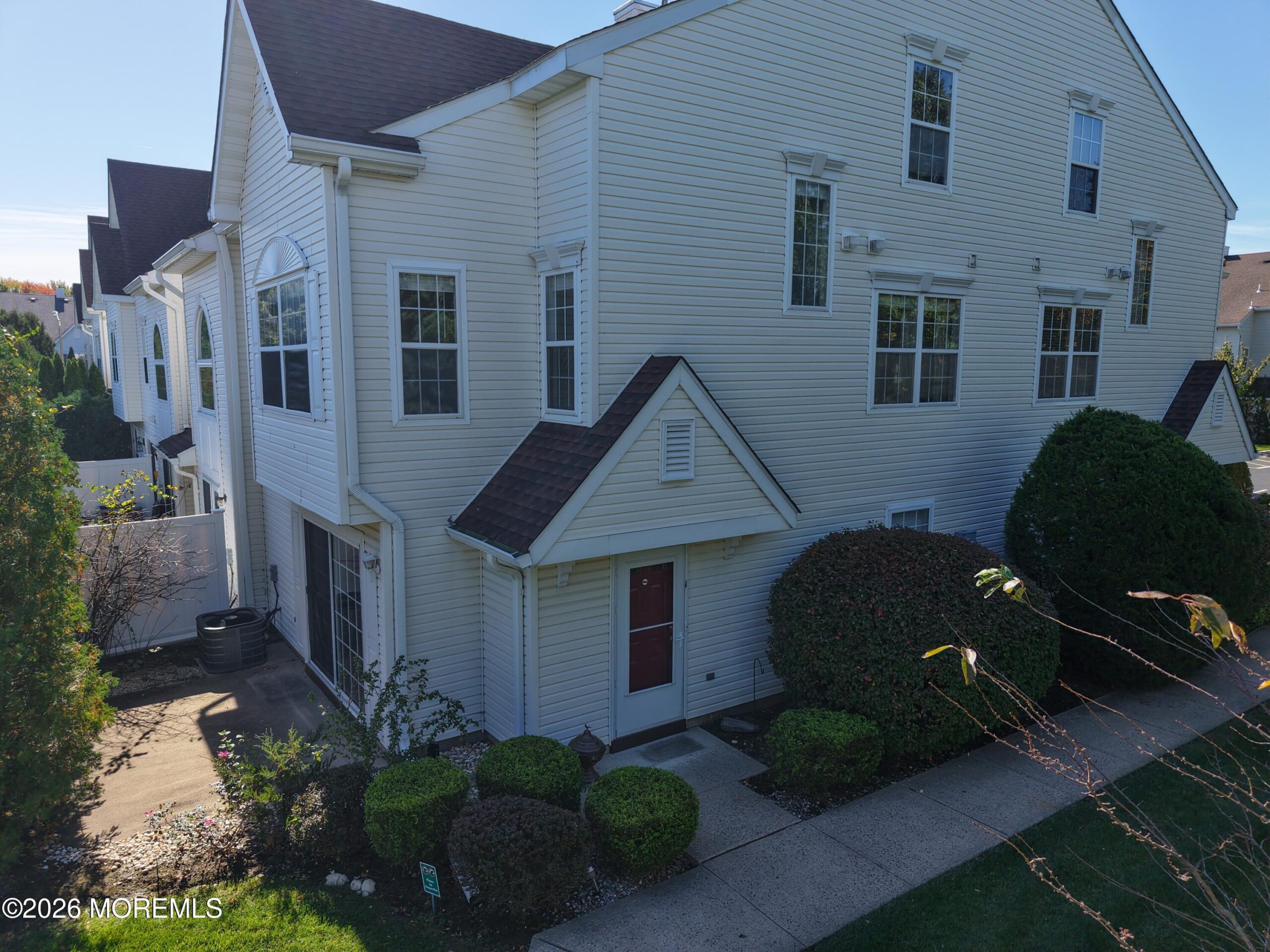 1 Richmond Court Image 2