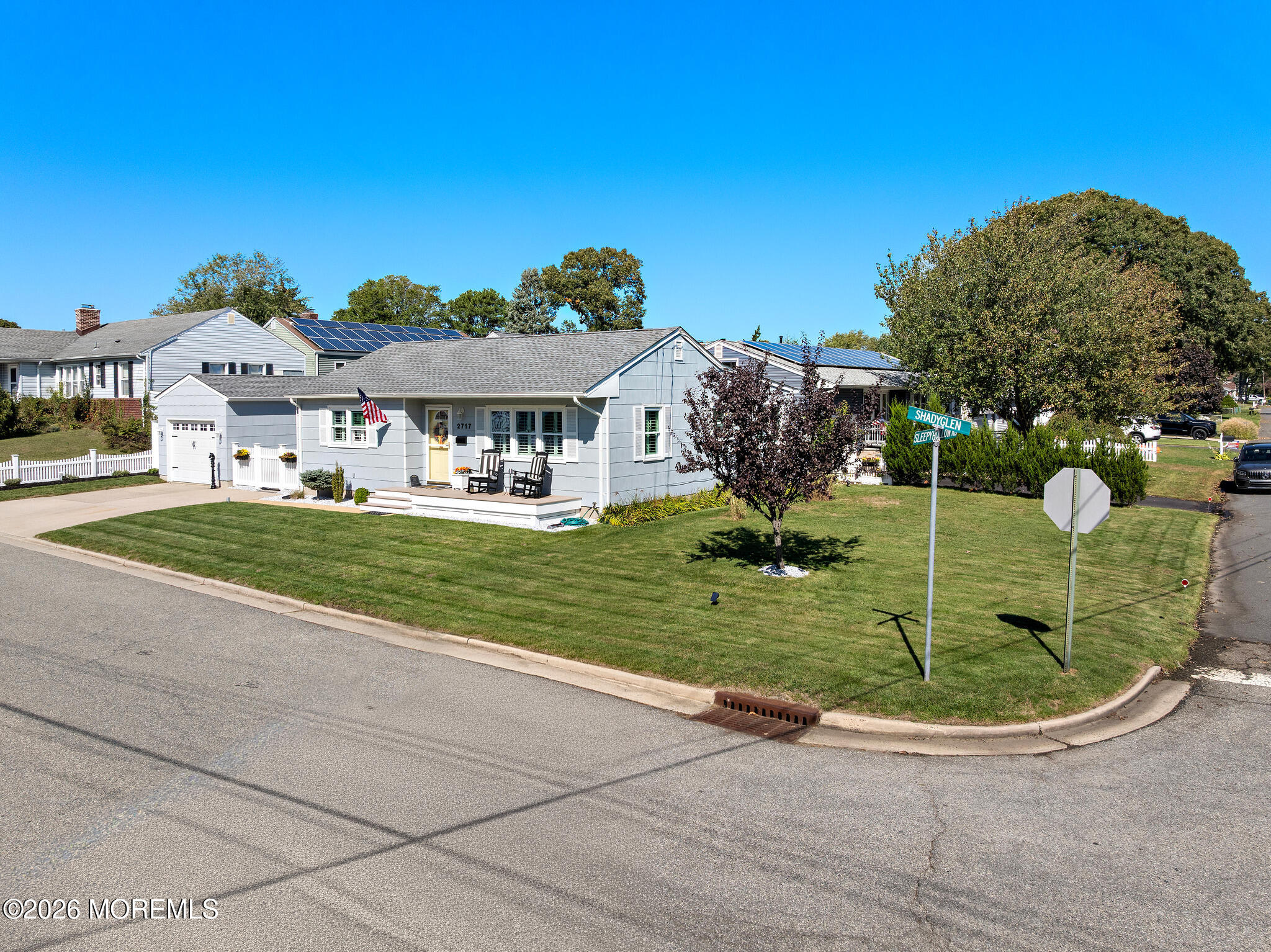 2717 Shady Glen Avenue Image 4