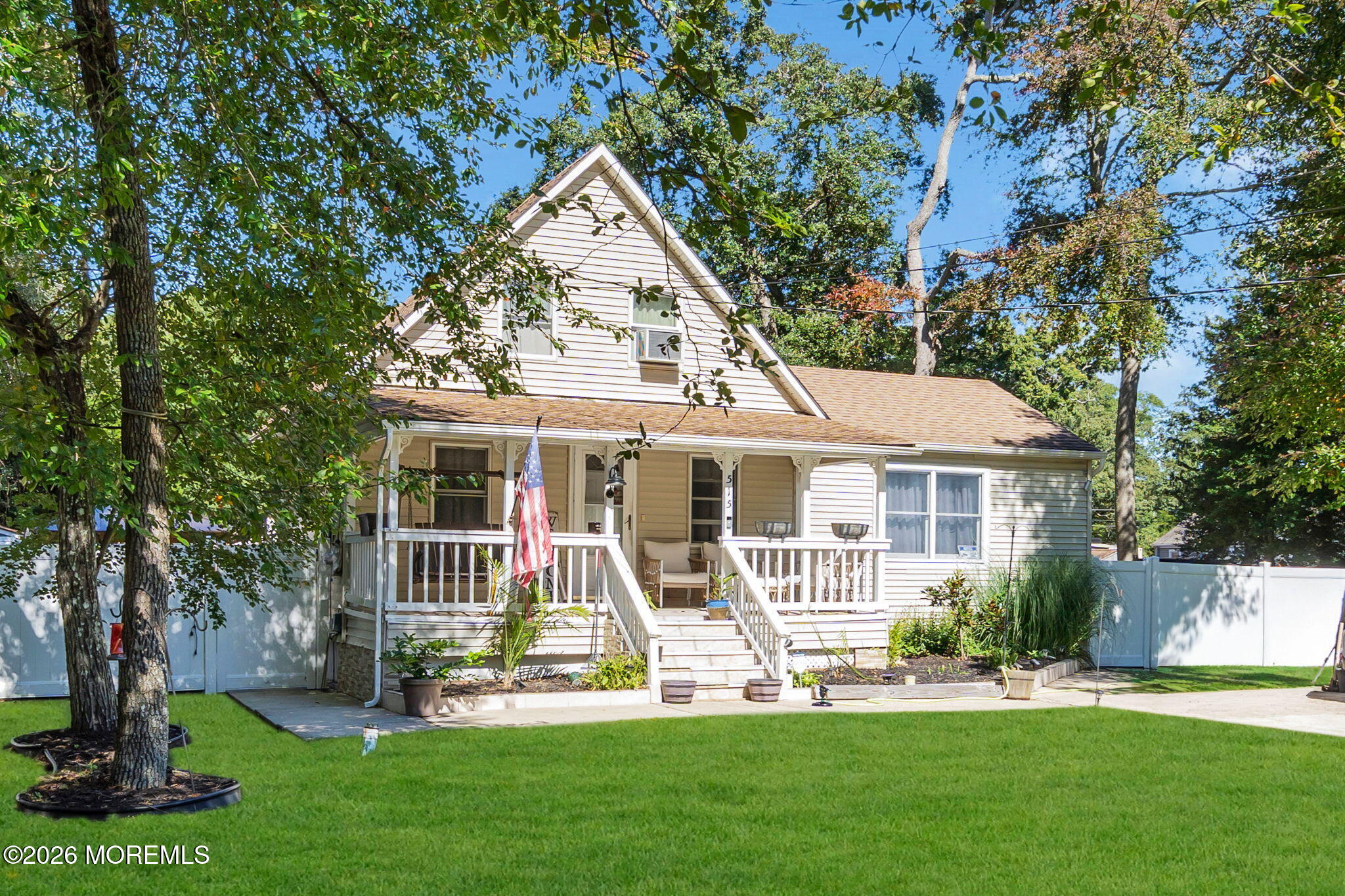 515 Laurel Street Image 1