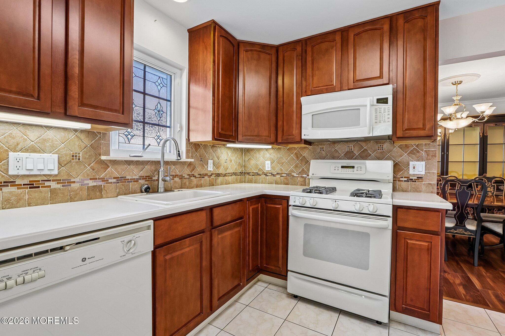 12 Sandhurst Road, Lakewood, NJ, 08701 image 7