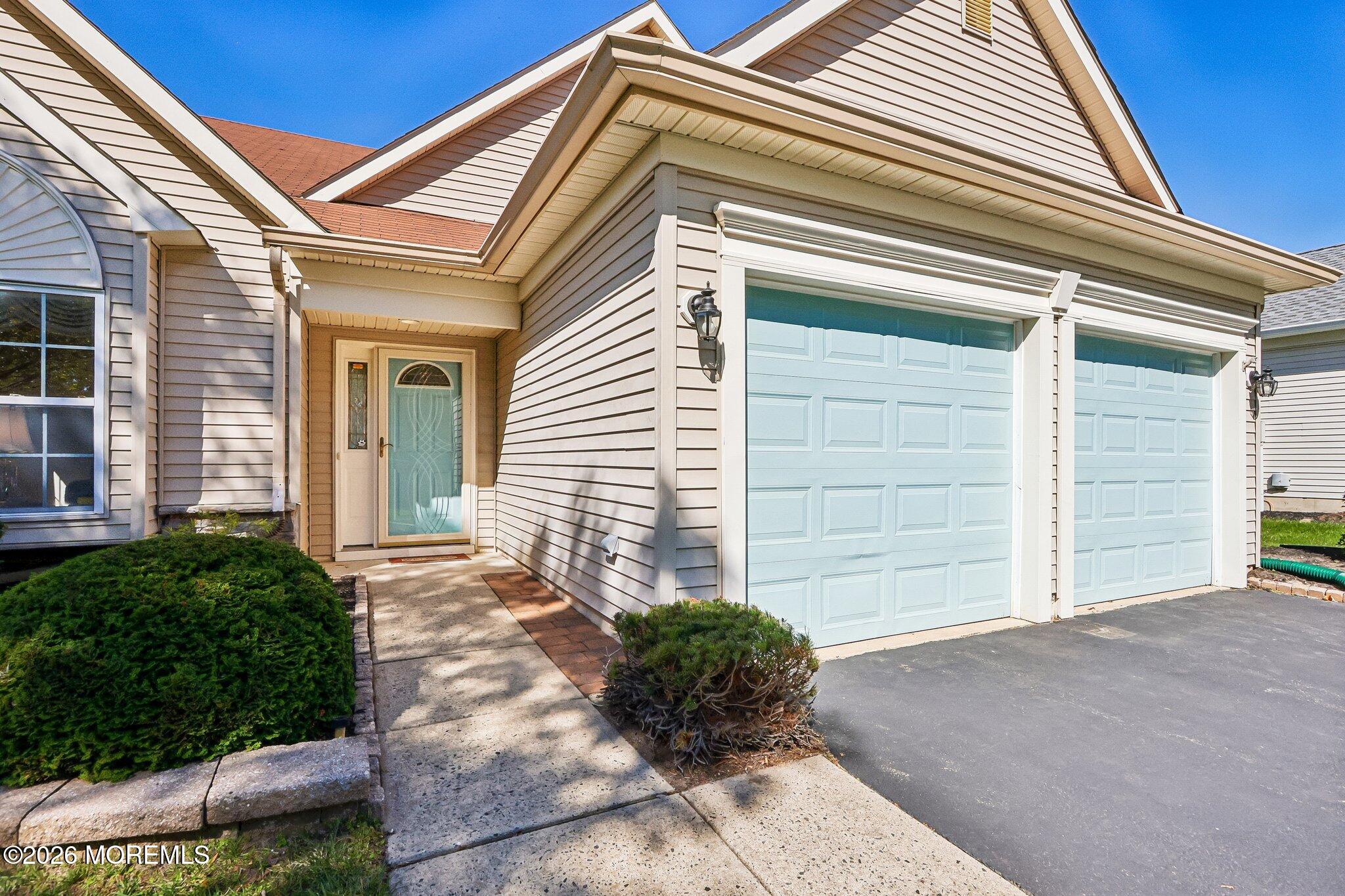 12 Sandhurst Road Image 2