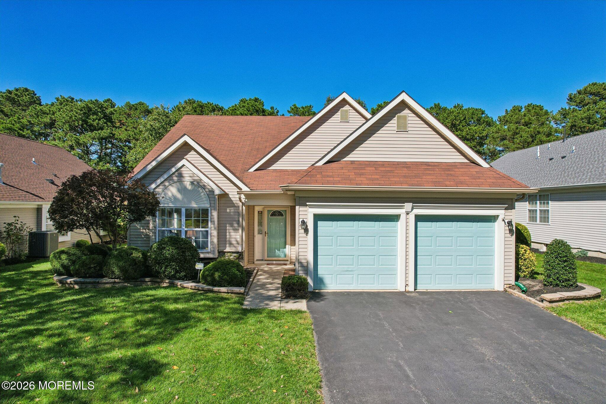 12 Sandhurst Road Image 1