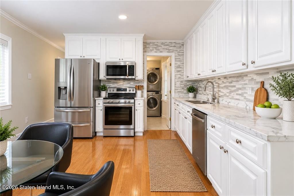 417 Father Capodanno Boulevard, Staten Island, NY, 10305 image 13