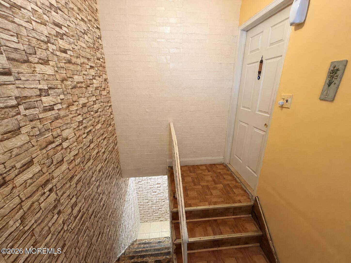 40 Farnham Avenue Image 4