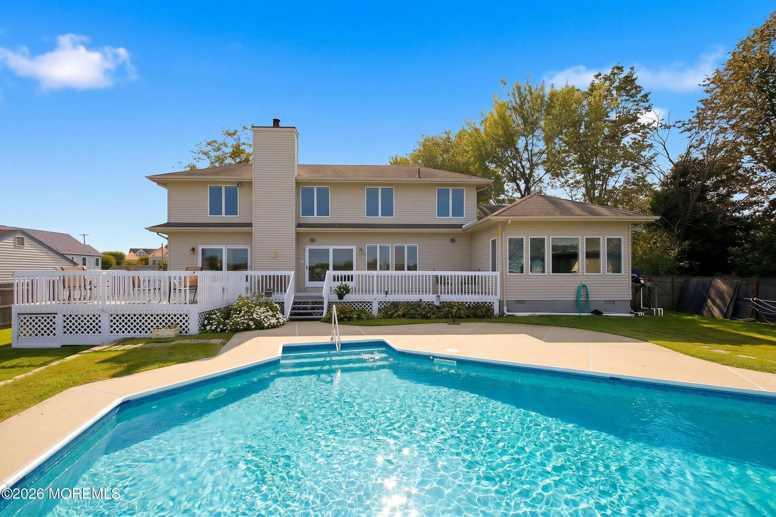 320 Fisk Avenue Image 4