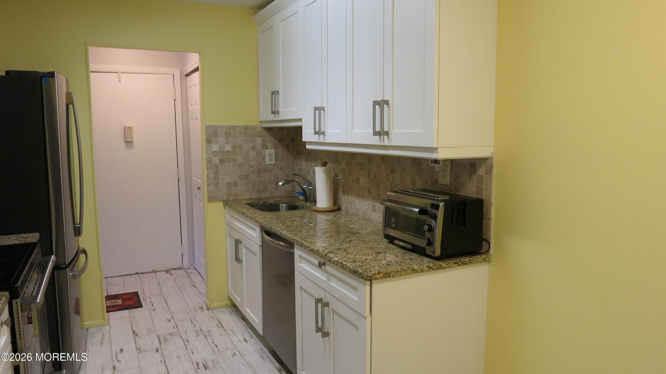 24 E Meadow Green Circle, Manalapan, NJ, 07726 image 7