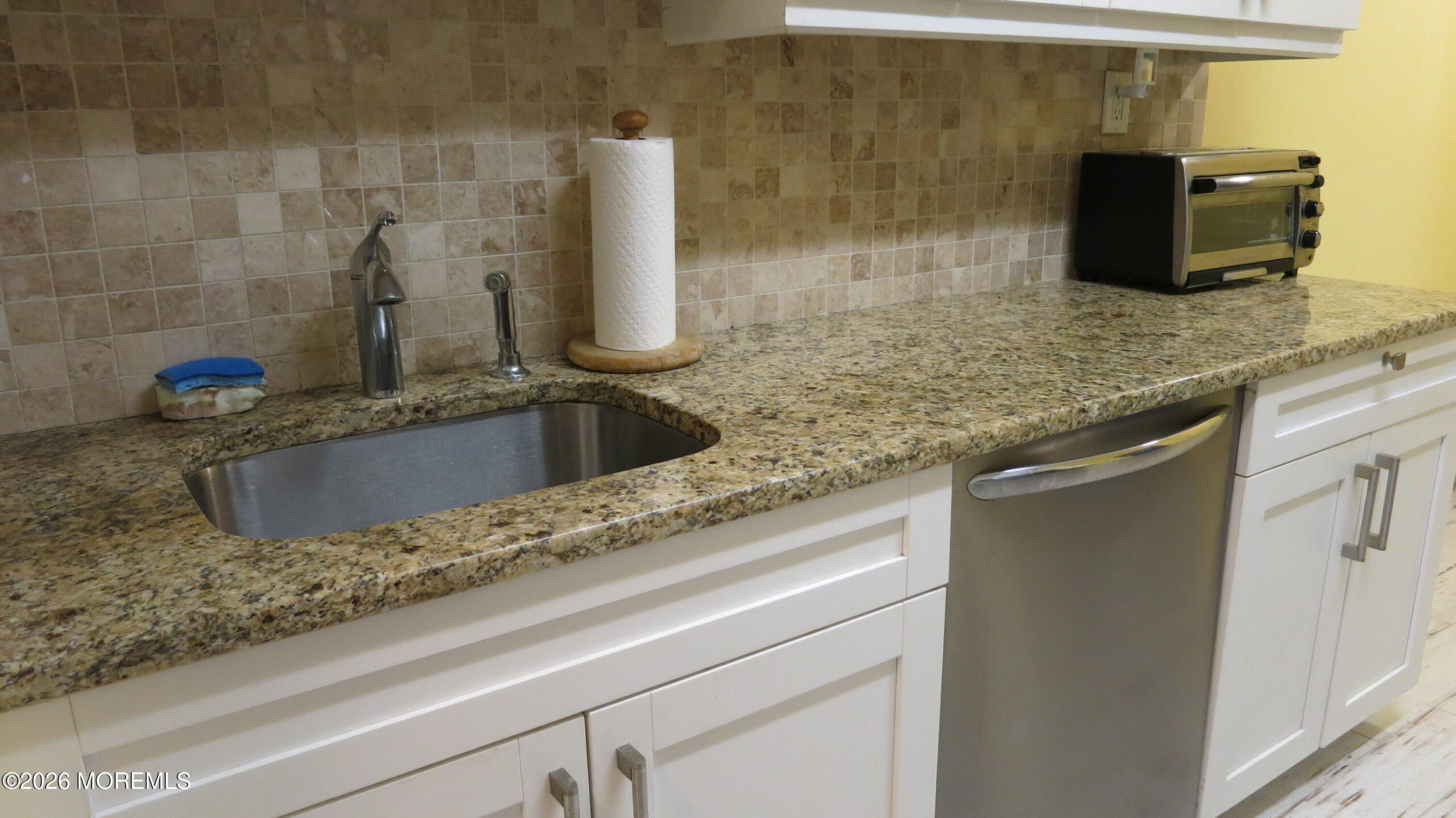 24 E Meadow Green Circle, Manalapan, NJ, 07726 image 8