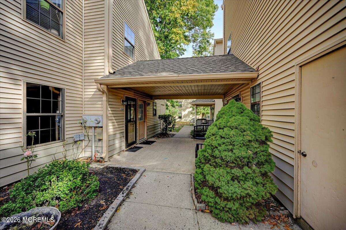 1304 Violet Lane Image 2