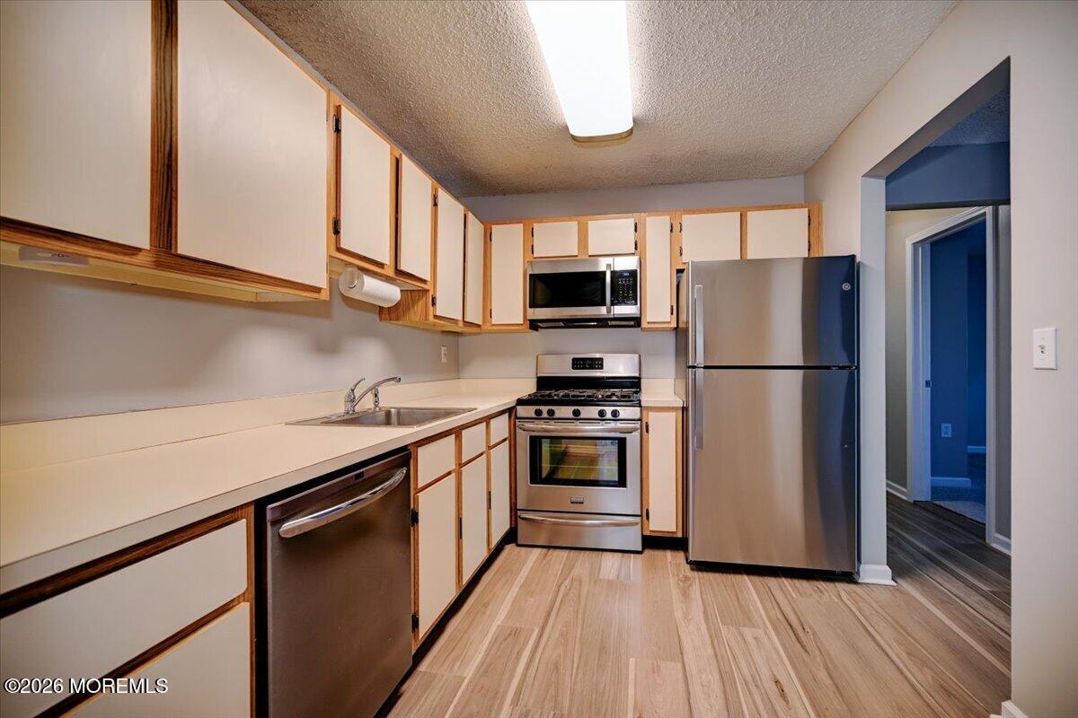 1304 Violet Lane Image 5