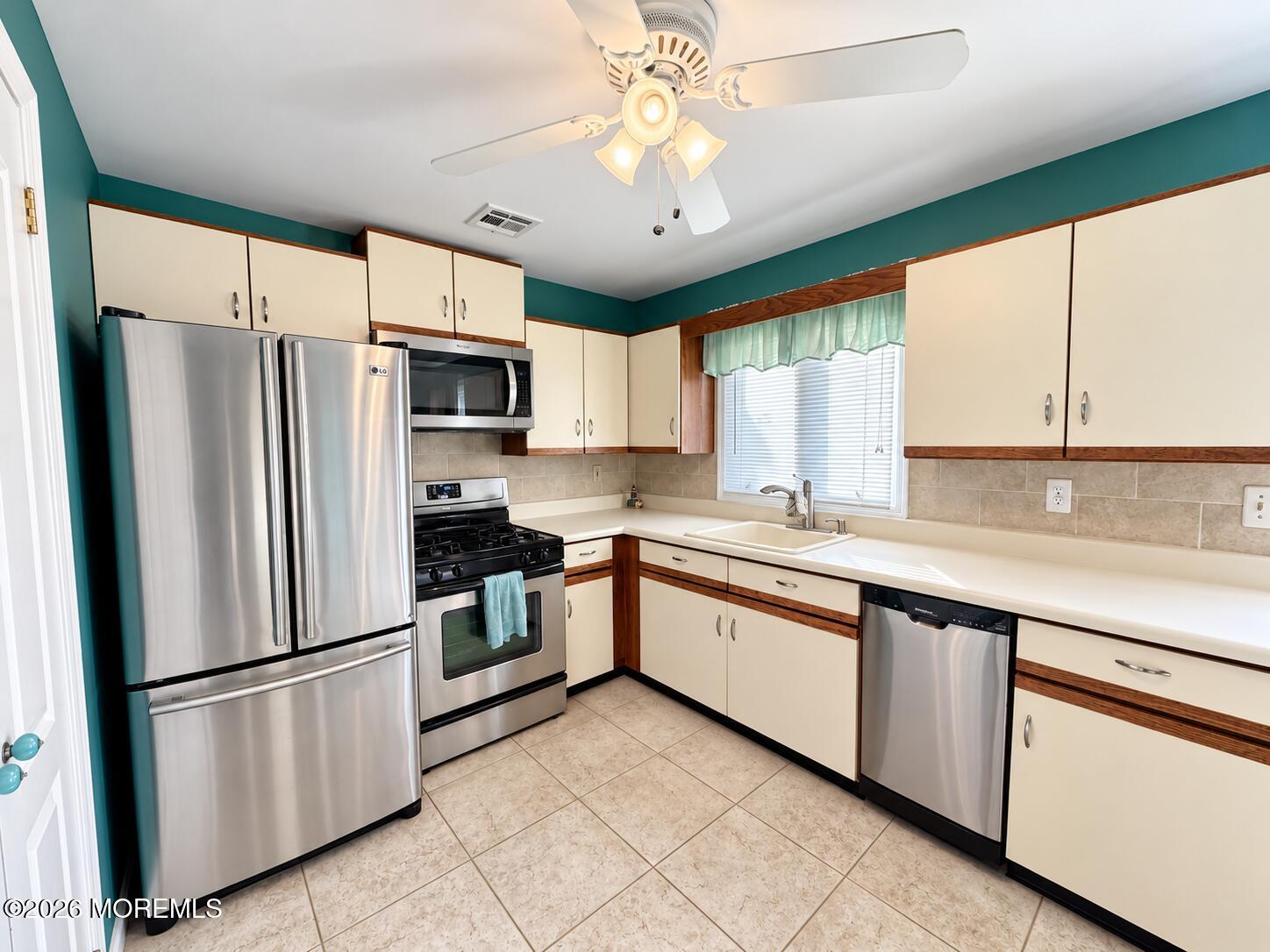 223 Webster Avenue 5 Image 5