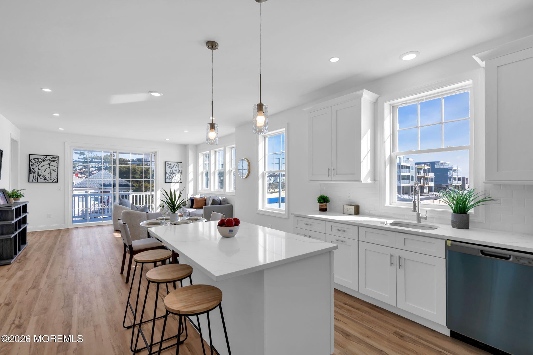 121 Franklin Avenue Image 4