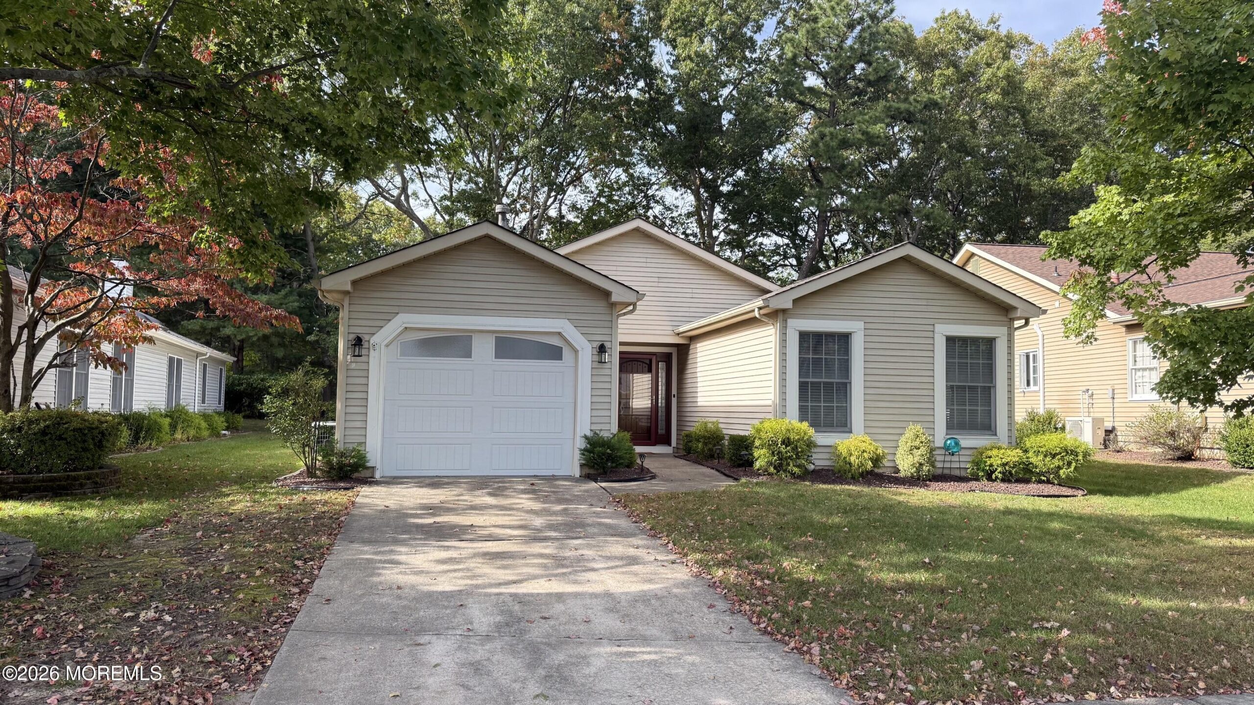 1890 Buttonwood Avenue Image 2