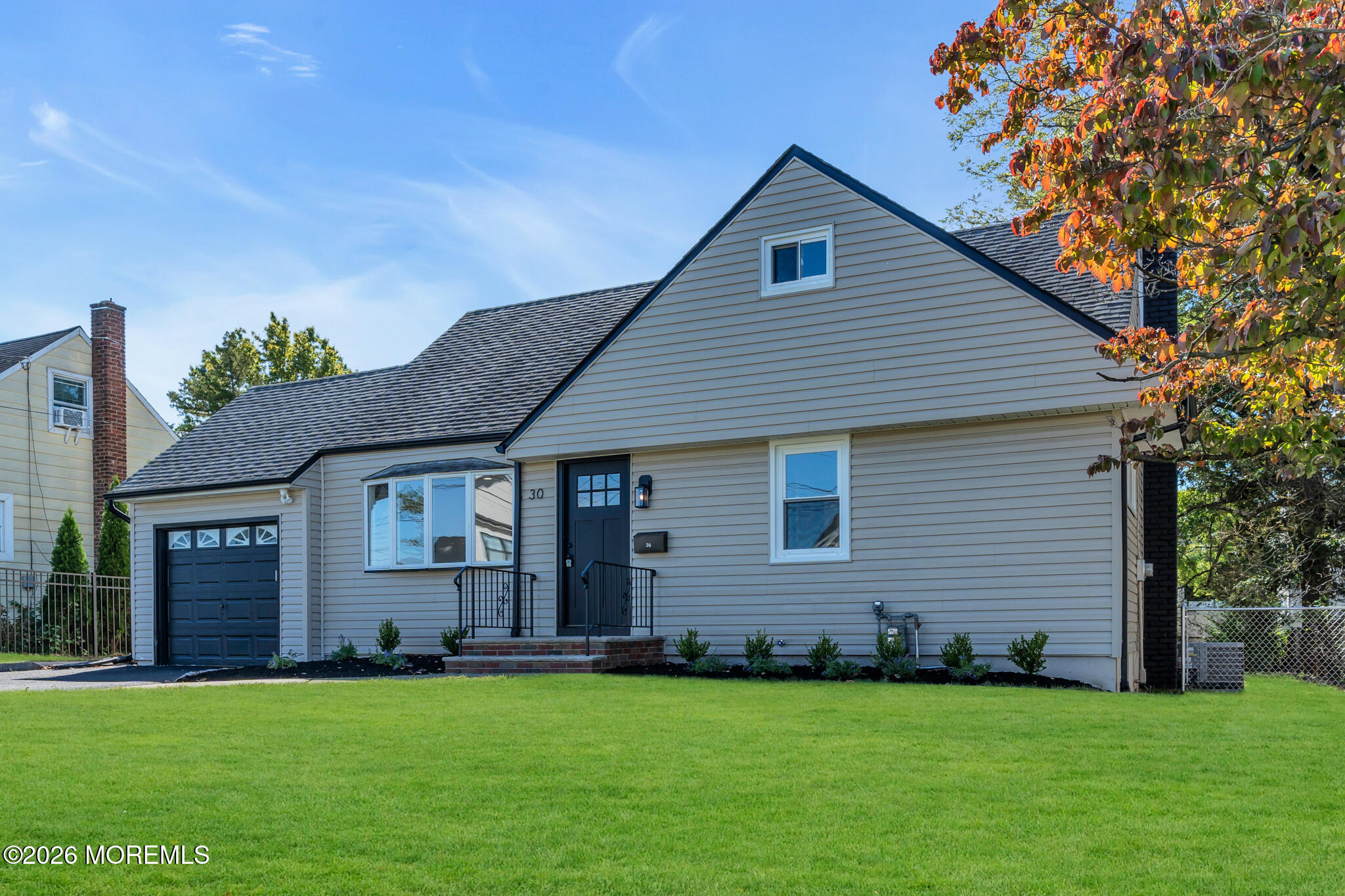 30 Pine Tree Drive Image 3