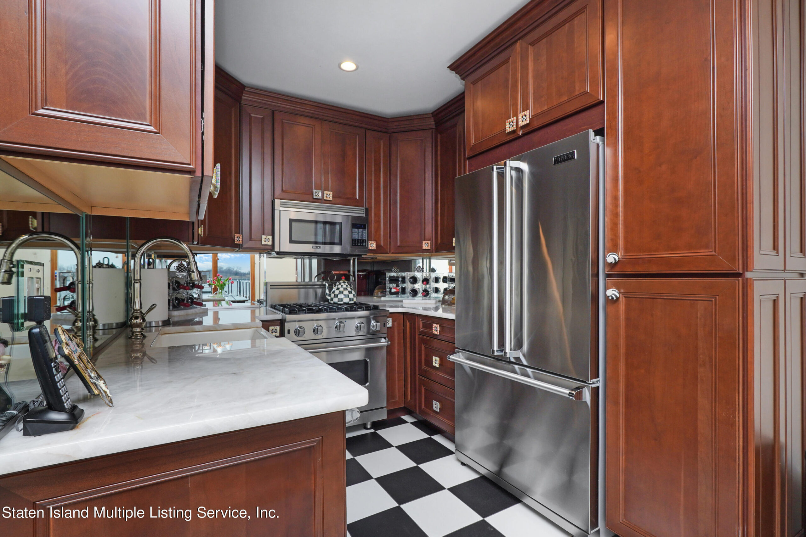 42 Harbour Court, Staten Island, NY, 10308 image 9
