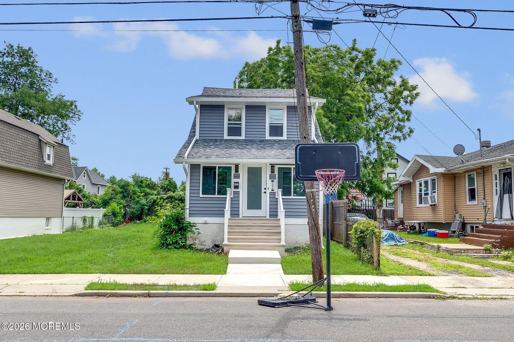 1306 11th Avenue Image 3