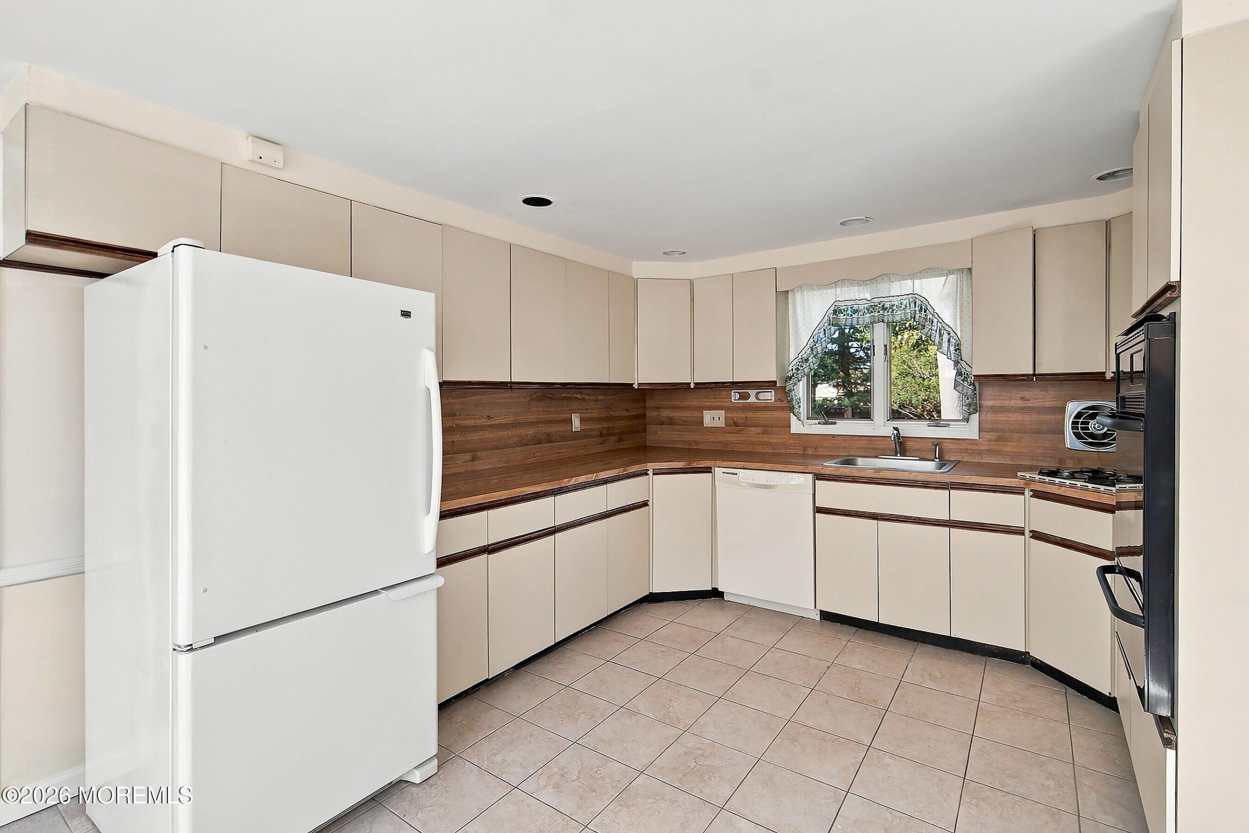 135 Crawfords Corner Road, Holmdel, NJ, 07733 image 8