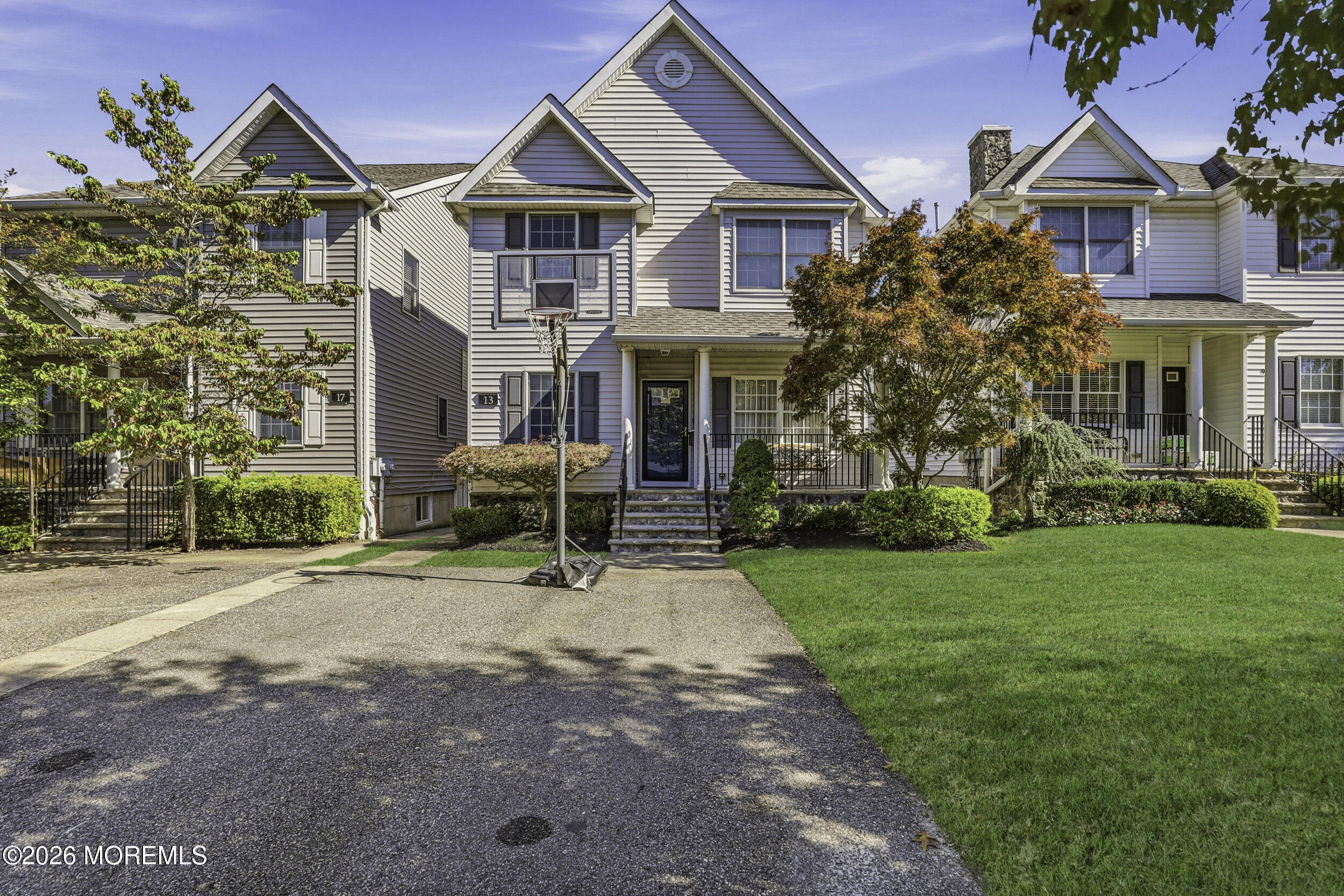13 Treeside Lane, Lakewood, NJ, 08701