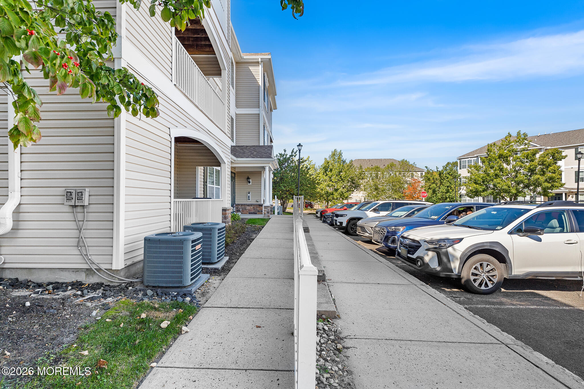 635 Sloan Court Image 4