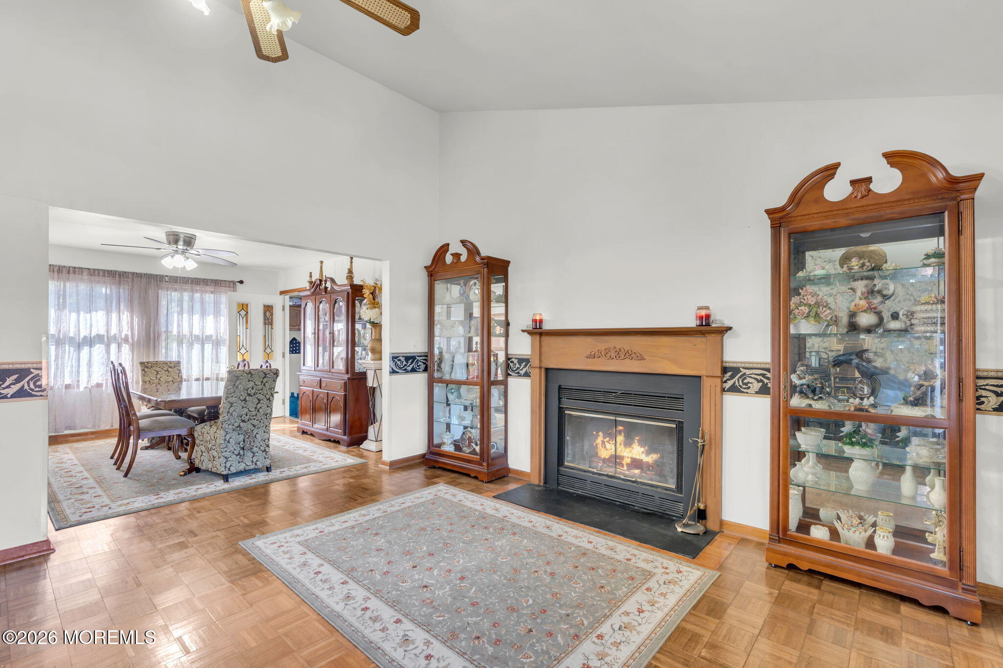 303 W Commodore Boulevard Image 4