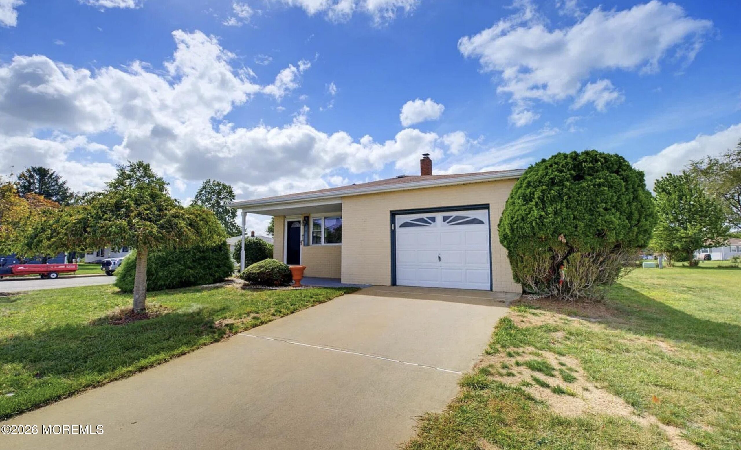 1 Saint Catherine Boulevard Image 1