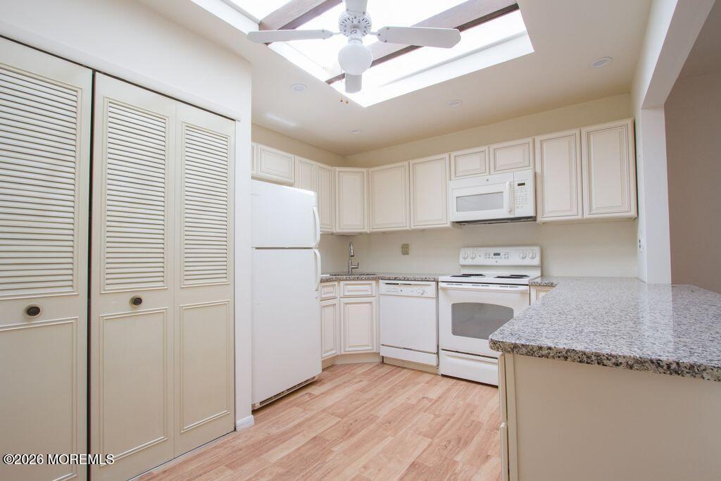 11 Western Reach, Red Bank, NJ, 07701 image 7