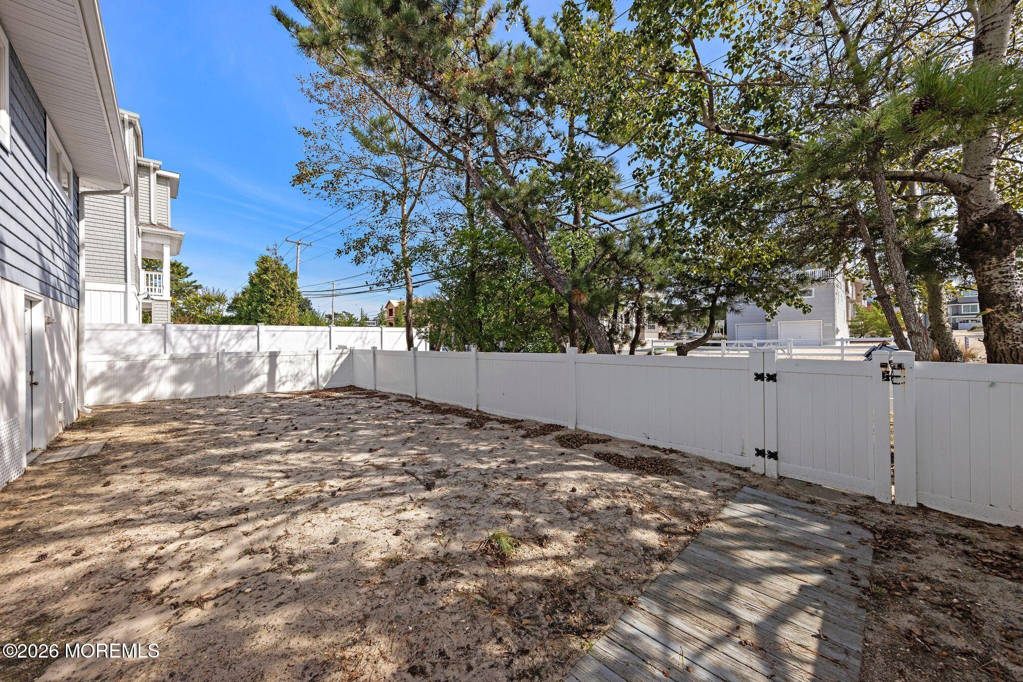 5511 Holly Avenue, Harvey Cedars, NJ, 08008 image 32