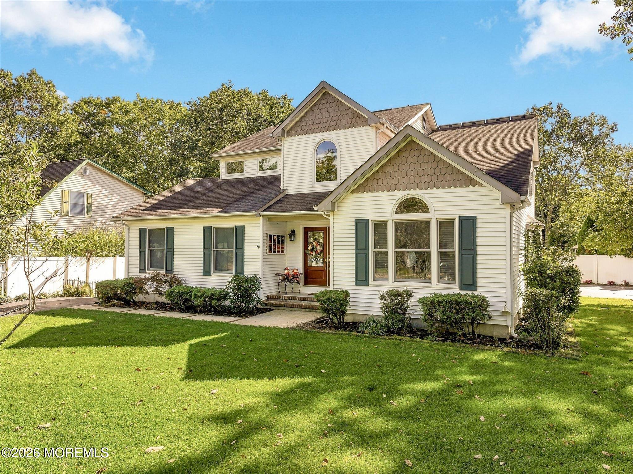 14 Oak Leaf Drive Image 2