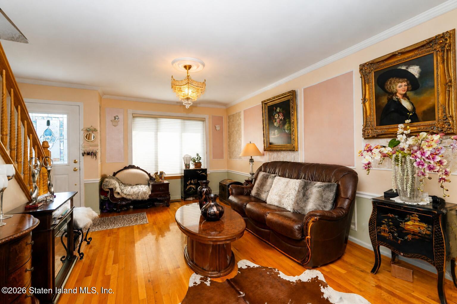 282 Seguine Avenue Image 5