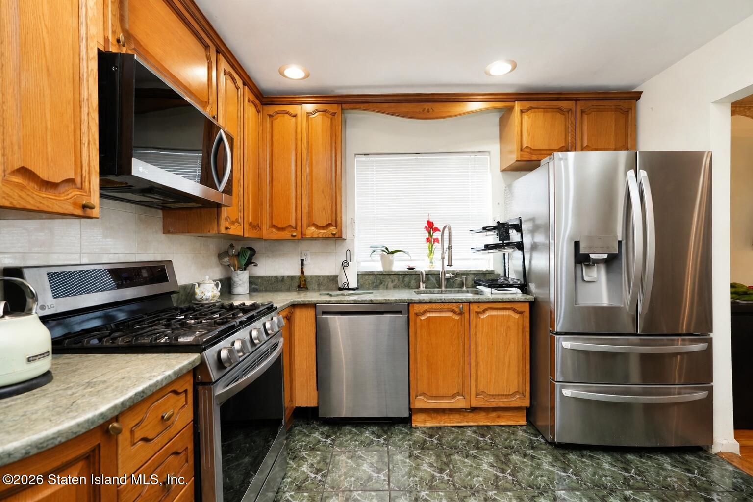 282 Seguine Avenue, Staten Island, NY, 10309 image 9