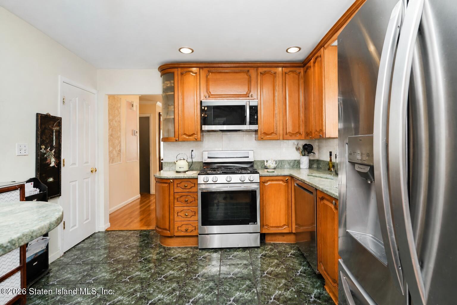 282 Seguine Avenue, Staten Island, NY, 10309 image 12
