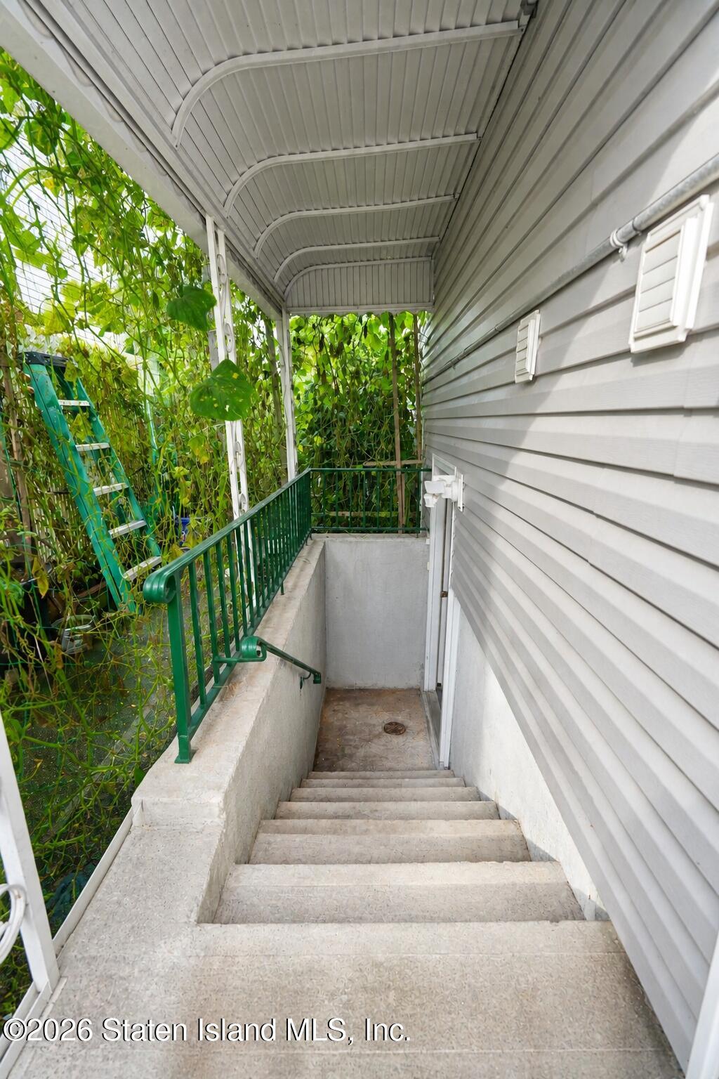 282 Seguine Avenue, Staten Island, NY, 10309 image 26