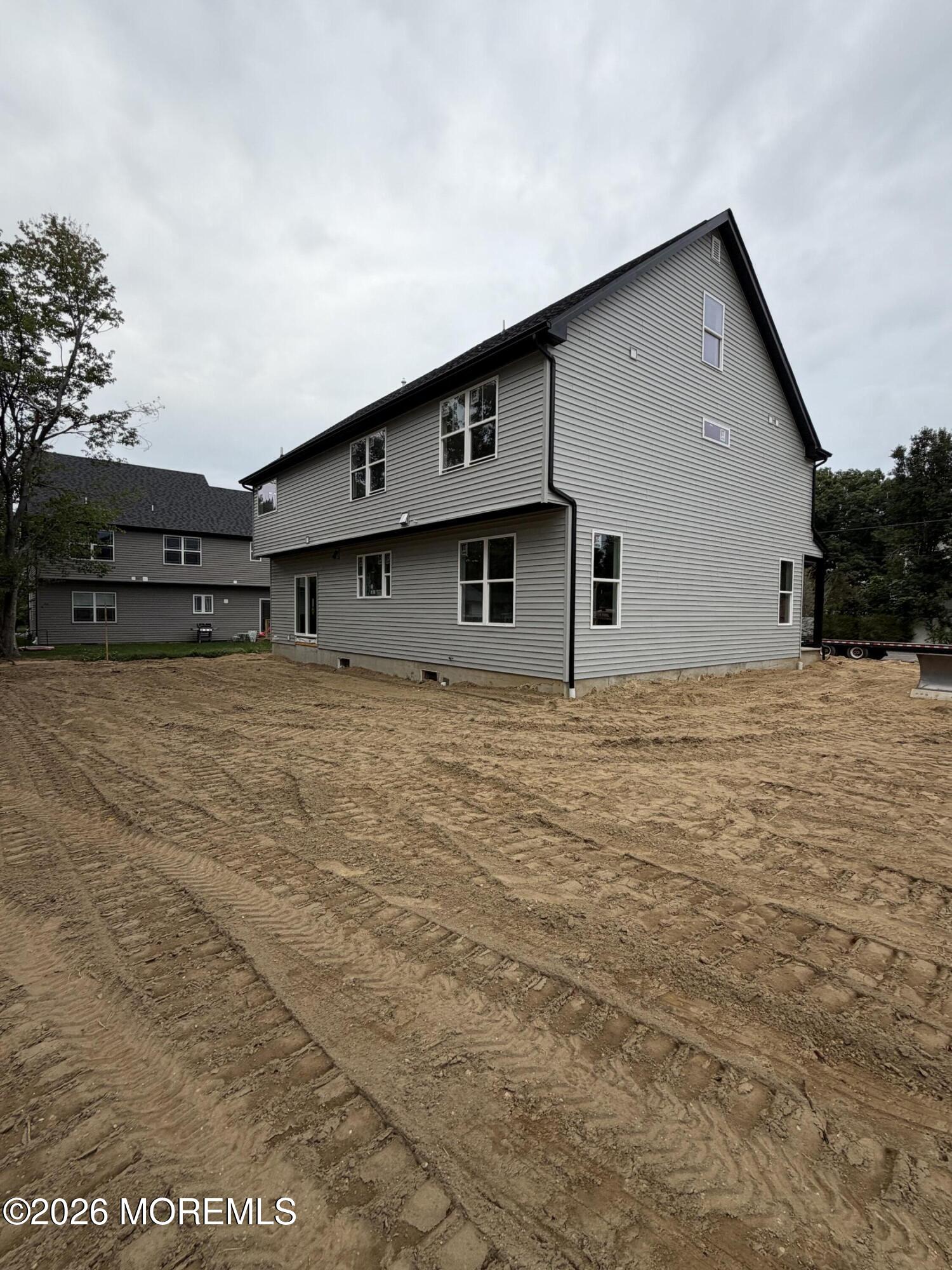 1301 Beechmont Street Image 2