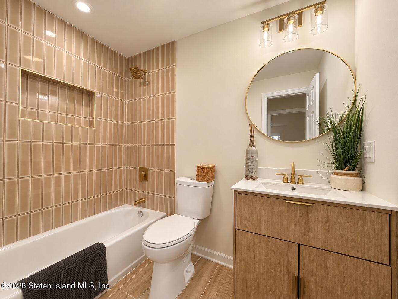 64 Timber Ridge Drive, Staten Island, NY, 10306 image 7