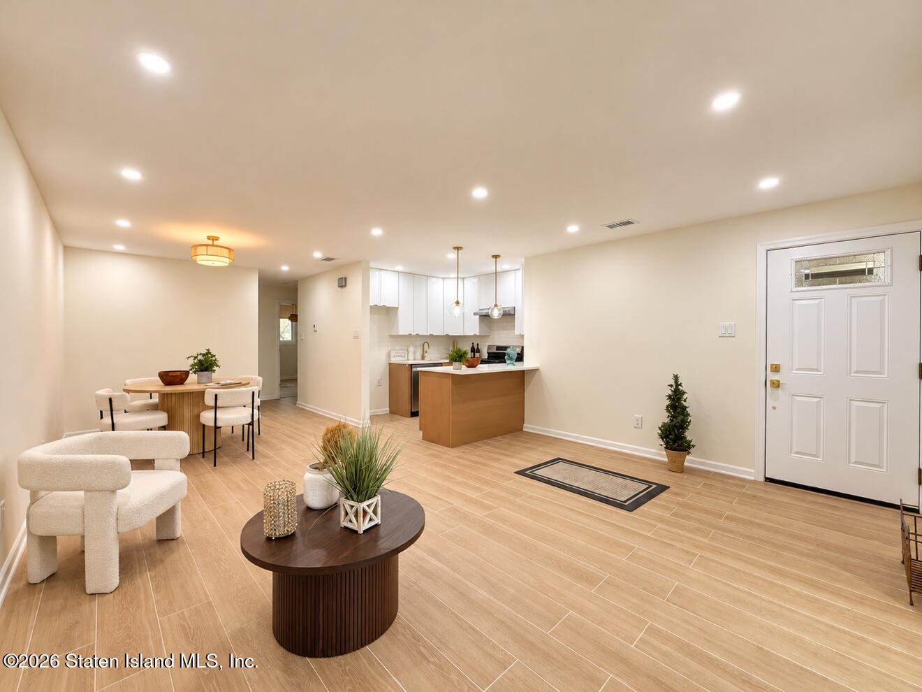 64 Timber Ridge Drive, Staten Island, NY, 10306 image 23
