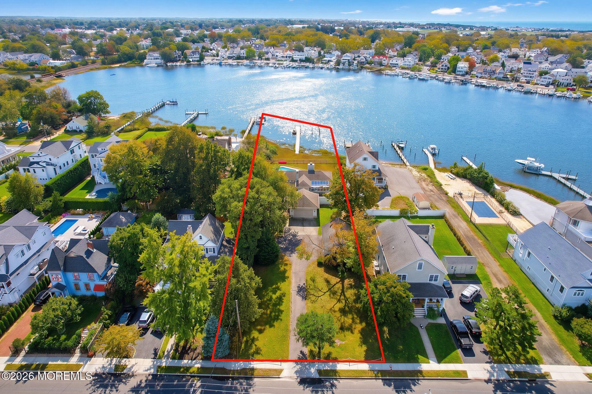 320 Fisk Avenue Image 5