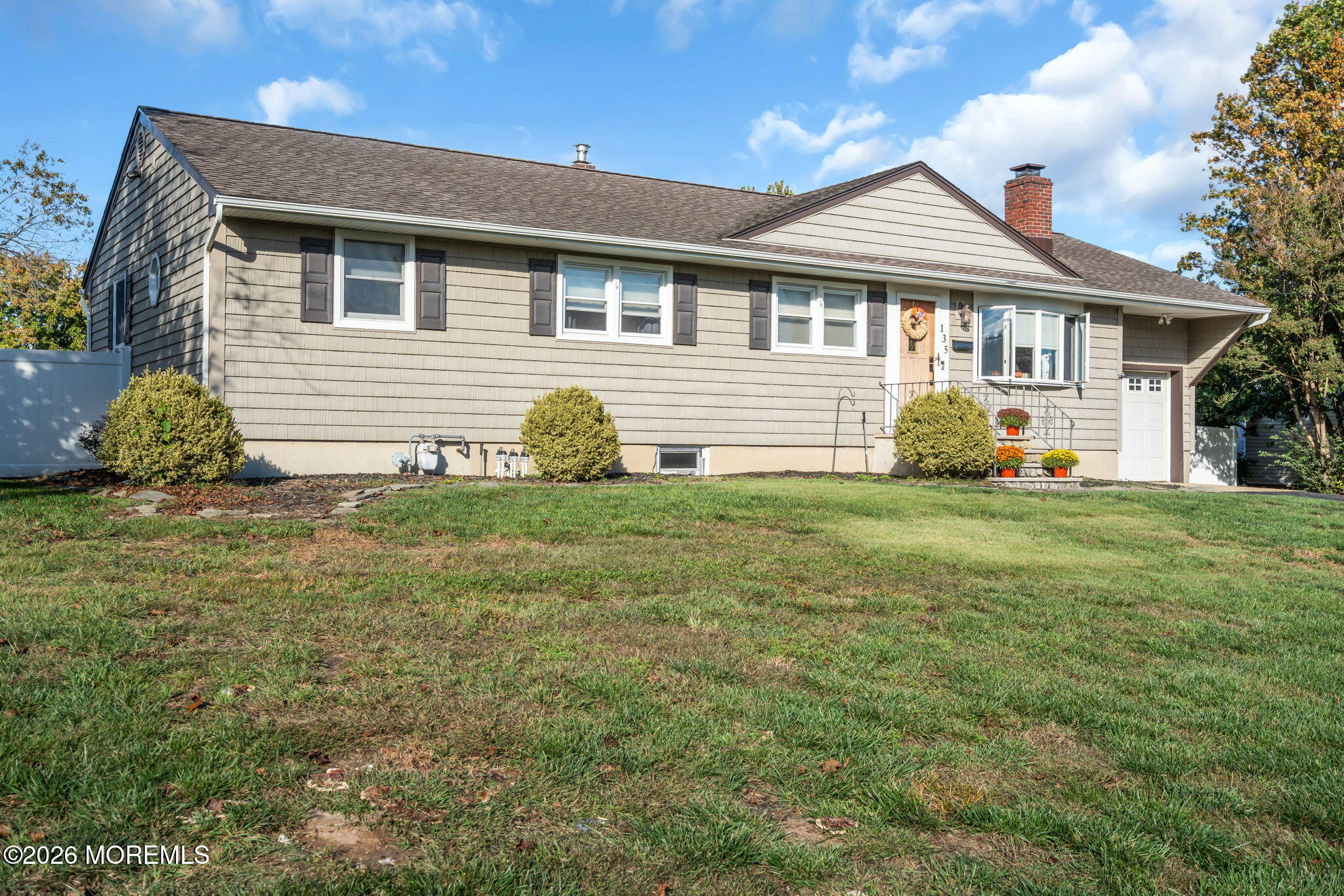 135 Irwin Place Image 2