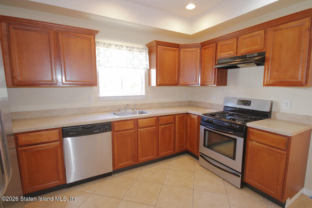 81 Gary Street, Staten Island, NY, 10312 image 12