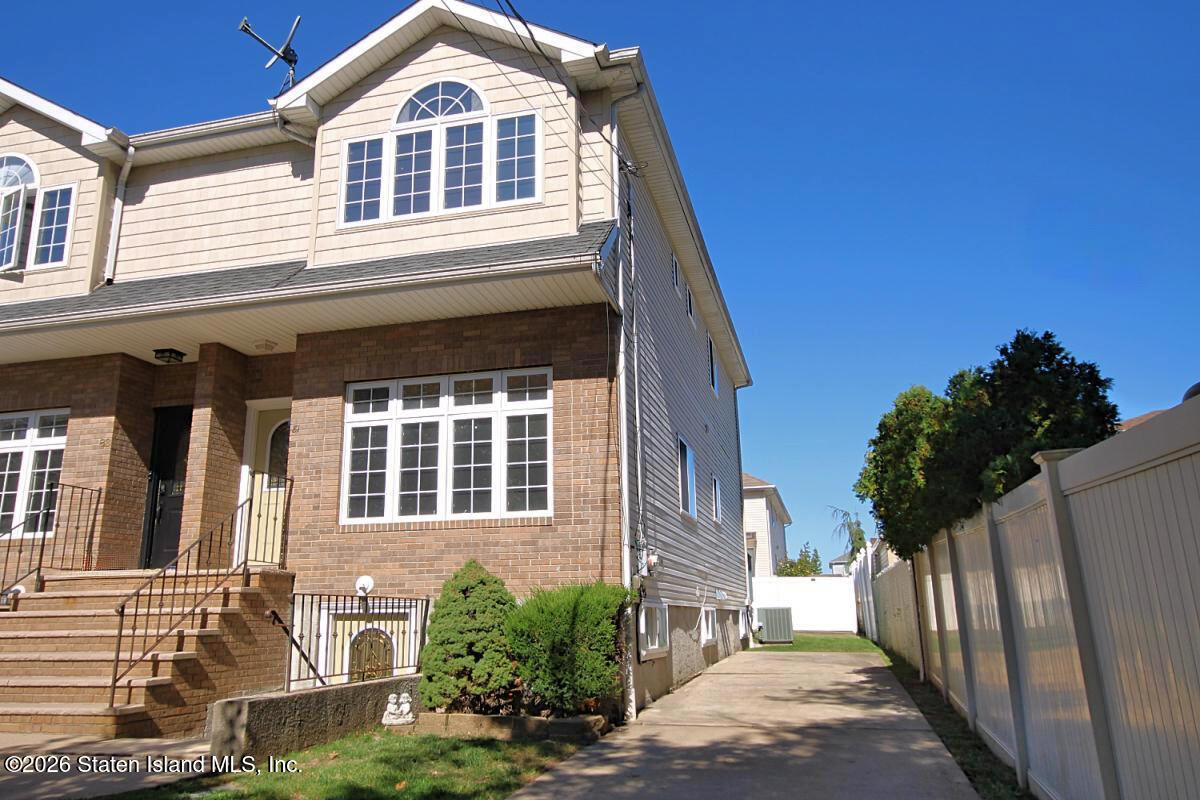 81 Gary Street Image 2
