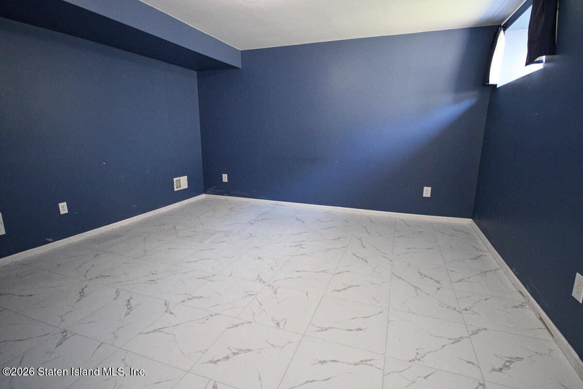 81 Gary Street, Staten Island, NY, 10312 image 32